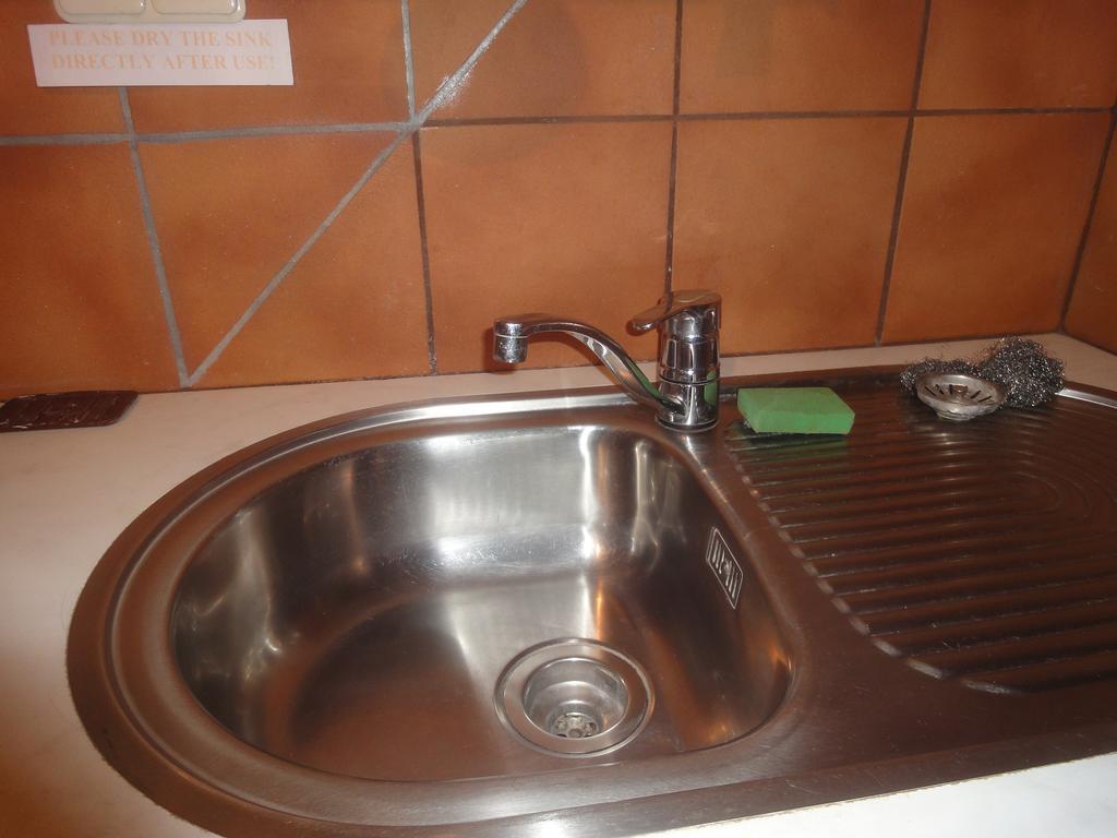 Frank'S Backpackers Hostel Helmond Ngoại thất bức ảnh